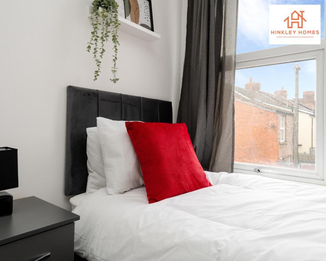 Stylish Home 8 Guests - Liverpool - Free Wifi & Parking By Hinkley Homes Short Lets & Serviced Accommodation 외부 사진