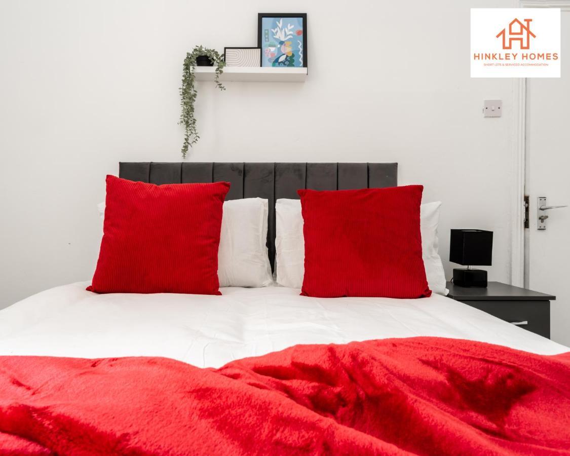 Stylish Home 8 Guests - Liverpool - Free Wifi & Parking By Hinkley Homes Short Lets & Serviced Accommodation 외부 사진