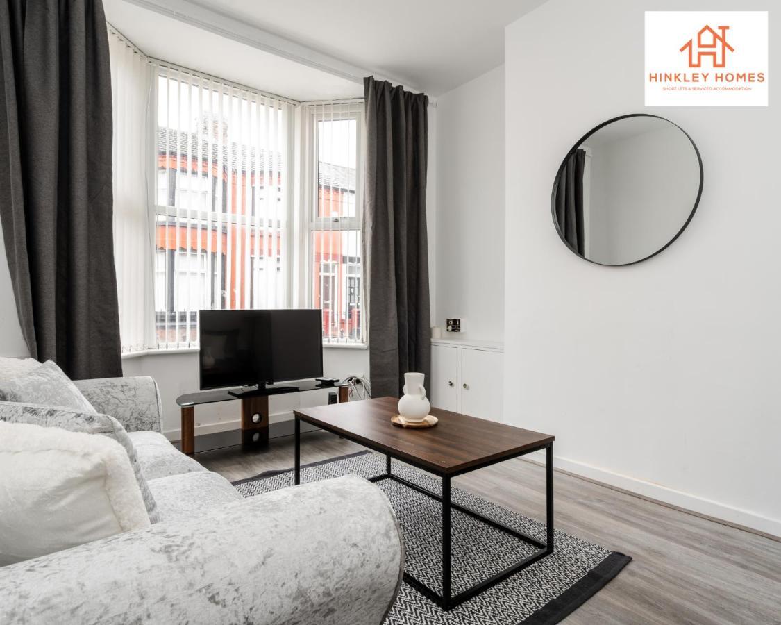 Stylish Home 8 Guests - Liverpool - Free Wifi & Parking By Hinkley Homes Short Lets & Serviced Accommodation 외부 사진